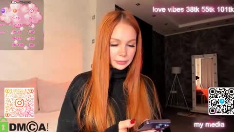 Snapshot of tracy_tay1or chatting on 11/19/25, 09:09 Tracy GMT2 Mon 3 AM - 4 PM Tue 3 AM - 4 PM Wed 3 AM - 4 PM Thur 3 AM - 4 PM Fri 3 AM - 4 PM online show from 11/19/25, 09:09