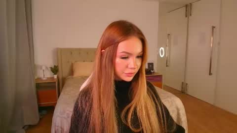 Snapshot of tracy_tay1or chatting on 06/24/26, 07:13 Tracy GMT2 Mon 3 AM - 4 PM Tue 3 AM - 4 PM Wed 3 AM - 4 PM Thur 3 AM - 4 PM Fri 3 AM - 4 PM online show from 06/24/26, 07:13