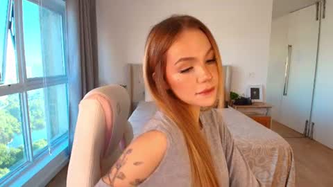 Snapshot of tracy_tay1or chatting on 07/02/26, 11:05 Tracy GMT2 Mon 3 AM - 4 PM Tue 3 AM - 4 PM Wed 3 AM - 4 PM Thur 3 AM - 4 PM Fri 3 AM - 4 PM online show from 07/02/26, 11:05
