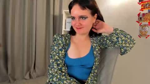 Snapshot of tracylilith chatting on 12/13/25, 07:53 Call me Tracy online show from 12/13/25, 07:53