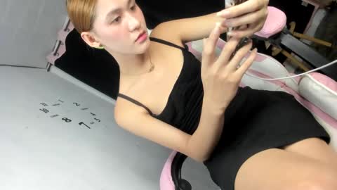 Snapshot of transbigcockrhian chatting on 02/12/25, 02:32 Rhiane online show from 02/12/25, 02:32