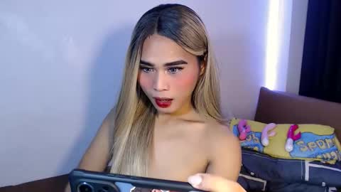 GEN LUXS online show from 10/29/25, 08:43