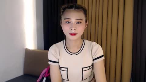 GEN LUXS online show from 12/15/25, 03:38