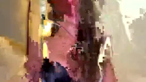 Daisy online show from 04/08/26, 03:39