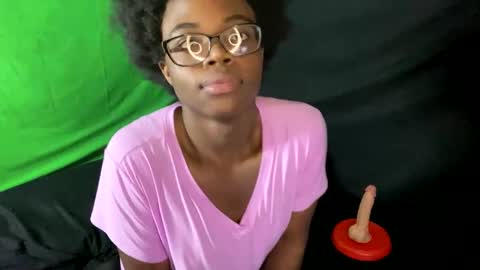 Snapshot of transgirl_omi chatting on 03/26/26, 01:44 TransDomme Omi online show from 03/26/26, 01:44