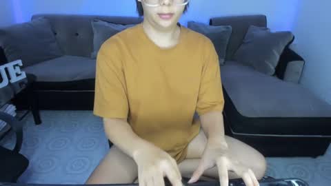 Sue online show from 02/16/25, 03:47