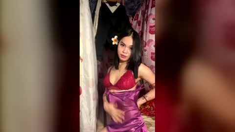 ARA CASTRO online show from 05/05/26, 02:36