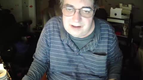 Snapshot of transmtfhello chatting on 01/06/26, 09:57 Peter online show from 01/06/26, 09:57