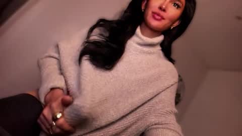 Snapshot of transnextdoor_ chatting on 01/08/26, 12:24 ALMIGHTY GODDESS VALENTINA online show from 01/08/26, 12:24