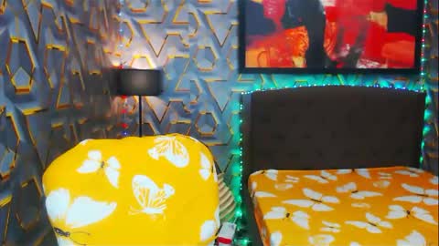 Snapshot of transplayfullolivia chatting on 01/13/25, 08:05 KYLIE BELLA TS online show from 01/13/25, 08:05