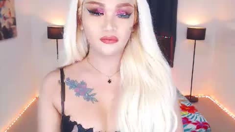 KYLIE BELLA  TS online show from 04/09/26, 07:58