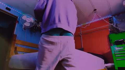 Snapshot of trashyandsassy chatting on 02/21/26, 12:55 Over Acheiver online show from 02/21/26, 12:55