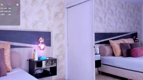 Travis online show from 11/21/25, 01:48