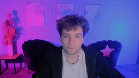 Travis online show from 05/03/26, 09:04