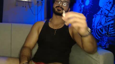 Snapshot of travisandnina chatting on 02/25/26, 02:48 travisandnina online show from 02/25/26, 02:48