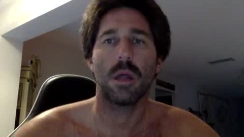 TravisKenn online show from 09/26/25, 11:36