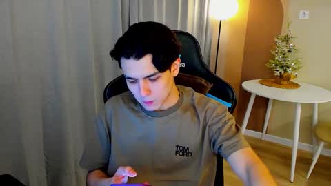 Snapshot of travisrivas chatting on 02/02/26, 01:37 travisrivas online show from 02/02/26, 01:37