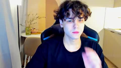 Snapshot of travisrivas chatting on 03/16/26, 01:33 travisrivas online show from 03/16/26, 01:33