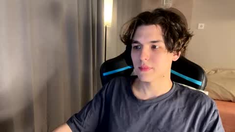 travisrivas online show from 05/05/26, 02:41