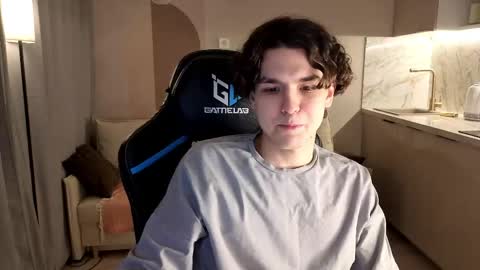 travisrivas online show from 05/11/26, 02:28