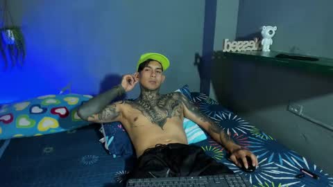 TRAV - INDEPENDENT MODEL online show from 09/11/25, 08:20