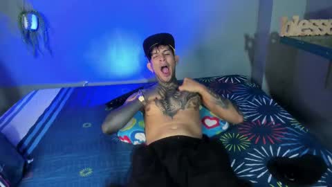 TRAV - INDEPENDENT MODEL online show from 09/13/25, 08:03