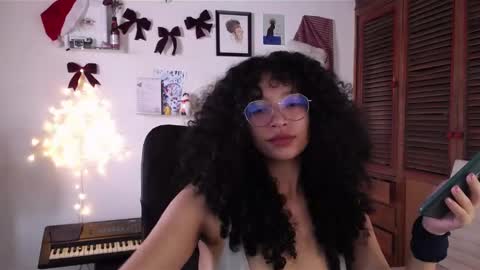 Emily online show from 12/06/24, 05:22