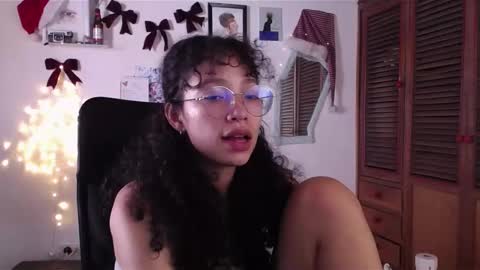 Emily online show from 12/12/24, 05:37