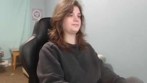 TreeJeanne online show from 02/07/25, 01:11