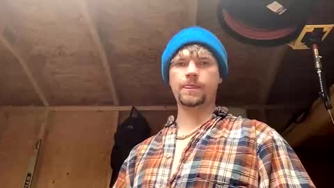 treeman817 online show from 02/01/26, 06:17