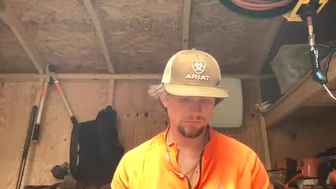 Snapshot of treeman817 chatting on 06/19/26, 12:26 treeman817 online show from 06/19/26, 12:26