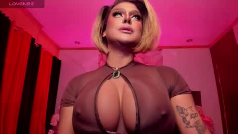 Jade online show from 12/24/24, 06:22