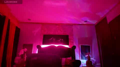 Jade online show from 12/27/24, 10:55