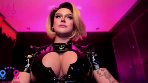 Jade online show from 03/11/25, 09:13