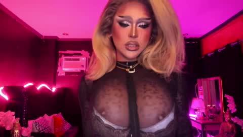 Jade online show from 09/10/25, 01:05