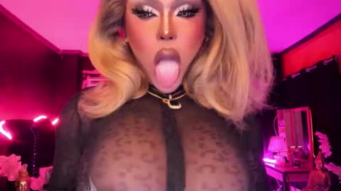 Jade online show from 11/09/25, 06:12