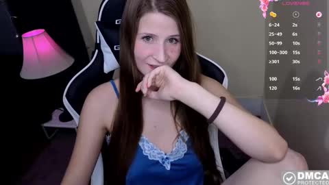 tressabelle online show from 12/17/25, 03:29