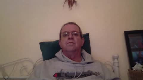 Snapshot of trev8331 chatting on 03/09/26, 01:15 Fe-fi-fo-fum online show from 03/09/26, 01:15