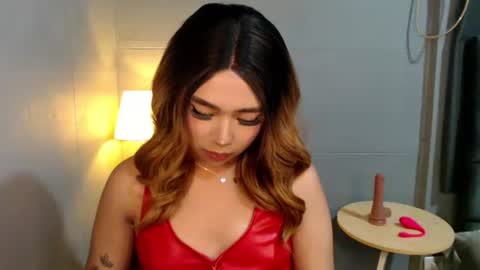 trexie_fucks15 online show from 11/18/25, 04:33