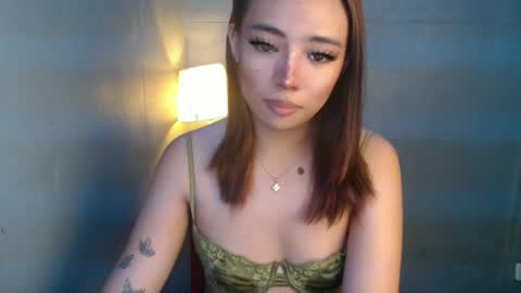 trexie_fucks15 online show from 04/27/26, 09:51