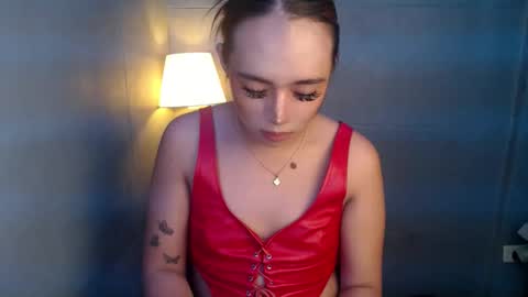 trexie_fucks15 online show from 04/29/26, 04:00