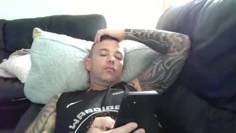 Snapshot of trey01_ chatting on 12/01/25, 04:50 TRAI online show from 12/01/25, 04:50