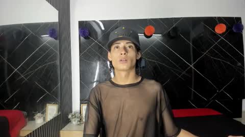 Snapshot of treyk_king chatting on 01/09/26, 04:04 Trey online show from 01/09/26, 04:04