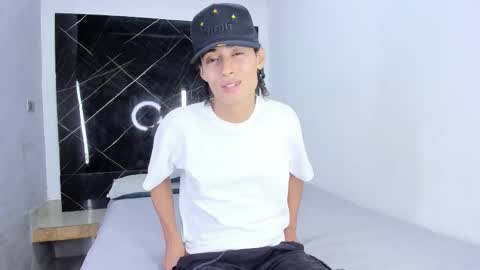 Snapshot of treyk_king chatting on 01/17/26, 03:44 Trey online show from 01/17/26, 03:44