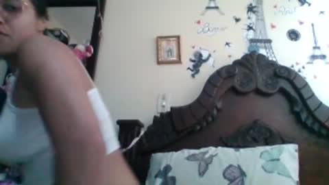 triana_bell online show from 01/14/25, 06:28