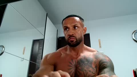 tridentmuscles online show from 11/08/25, 10:19