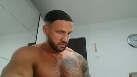 Snapshot of tridentmuscles chatting on 05/13/26, 12:46 tridentmuscles online show from 05/13/26, 12:46