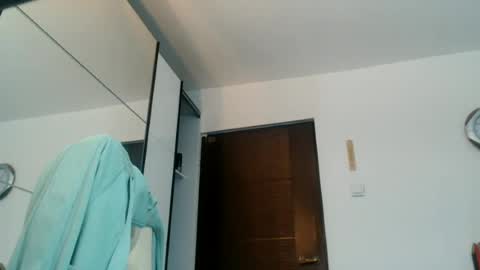 Snapshot of tridentmuscles chatting on 06/11/26, 10:52 tridentmuscles online show from 06/11/26, 10:52