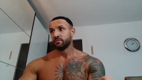 Snapshot of tridentmuscles chatting on 06/15/26, 11:01 tridentmuscles online show from 06/15/26, 11:01