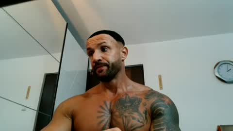 Snapshot of tridentmuscles chatting on 06/17/26, 11:01 tridentmuscles online show from 06/17/26, 11:01
